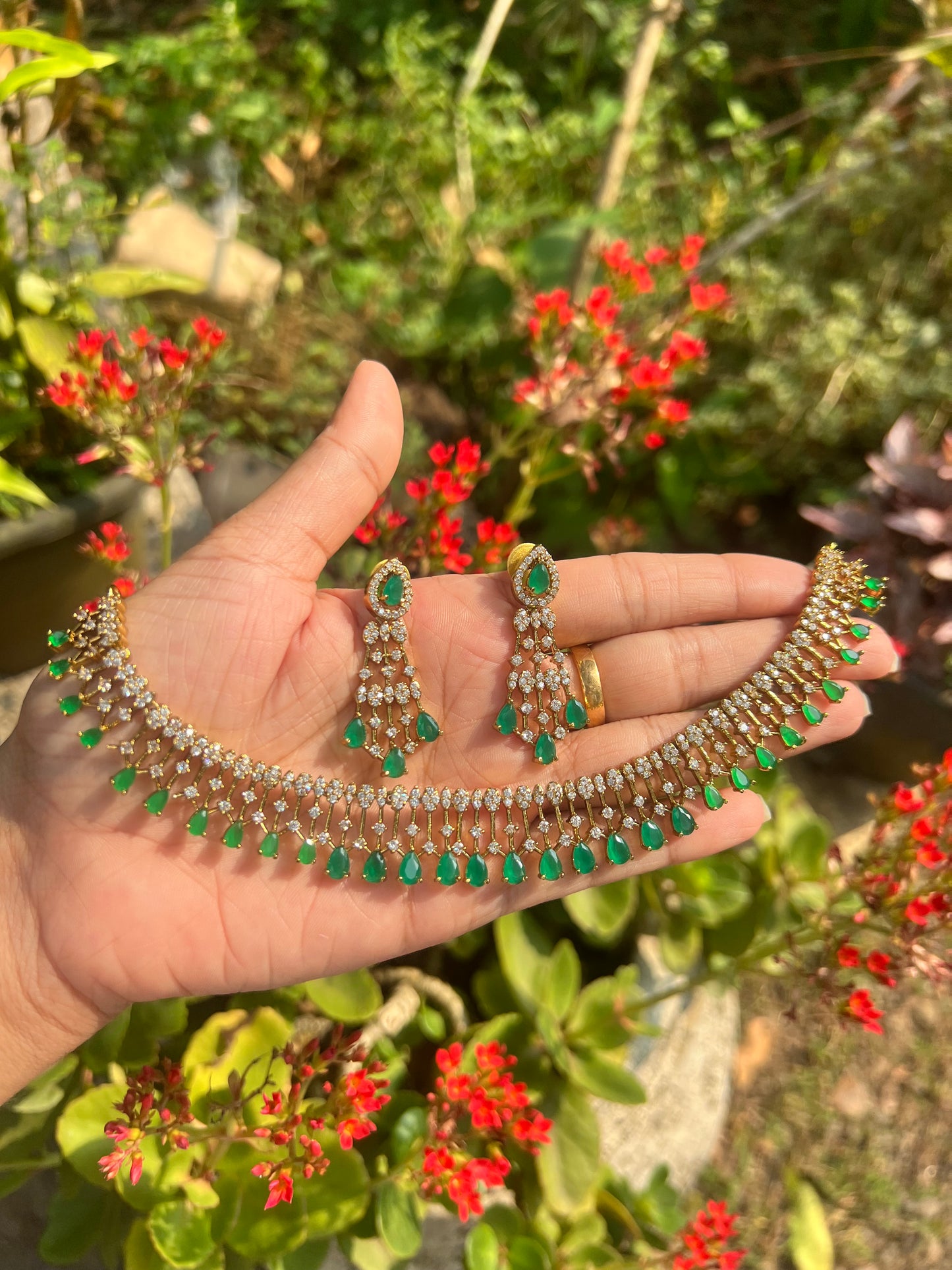 Premium beautiful raindrops ad necklace product code 985
