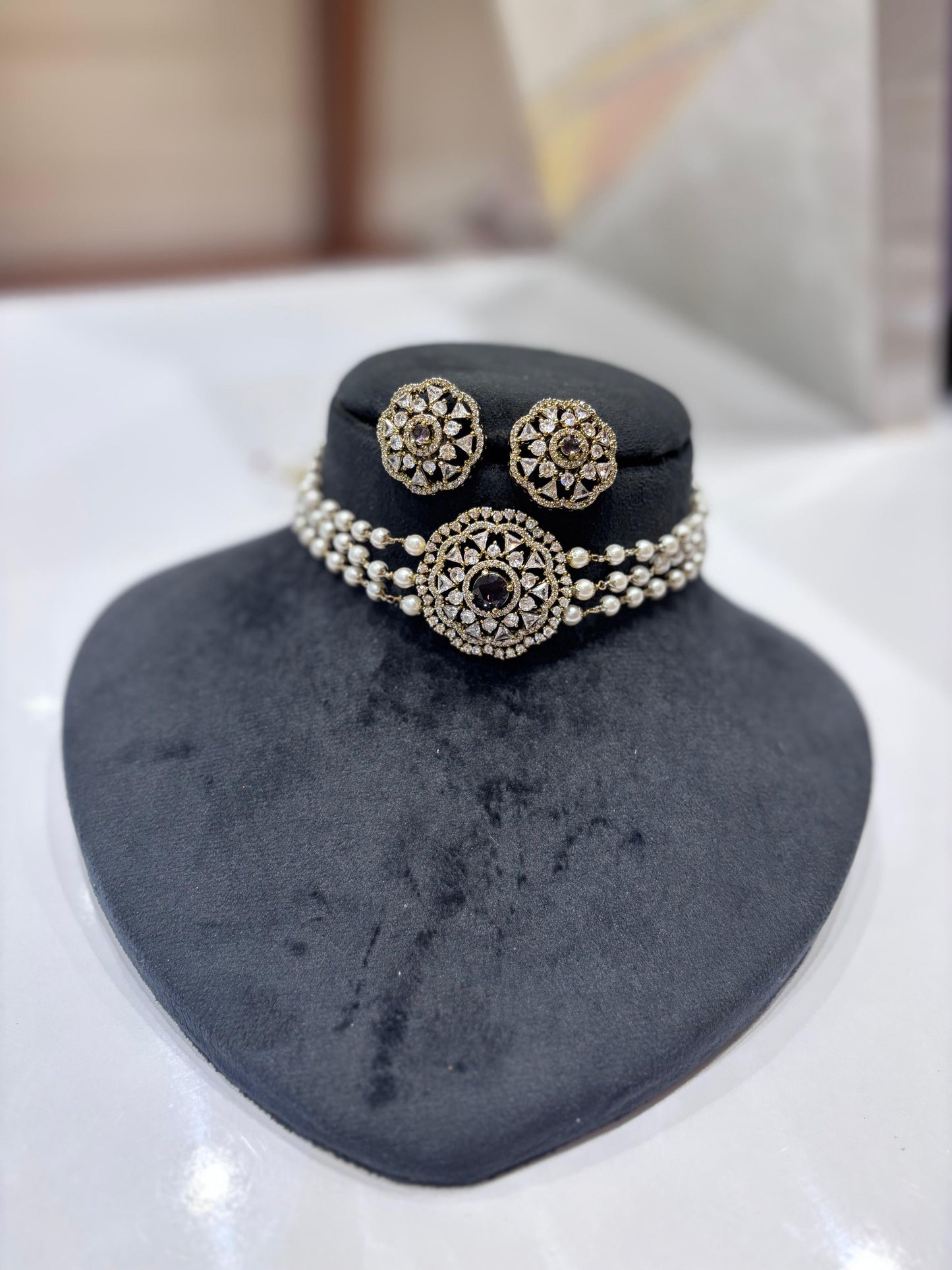 Premium Victorian 3layer pearl choker product code N215