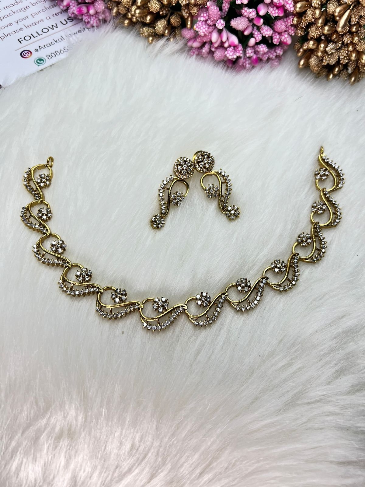Traditional Elegance Necklace Set 1100