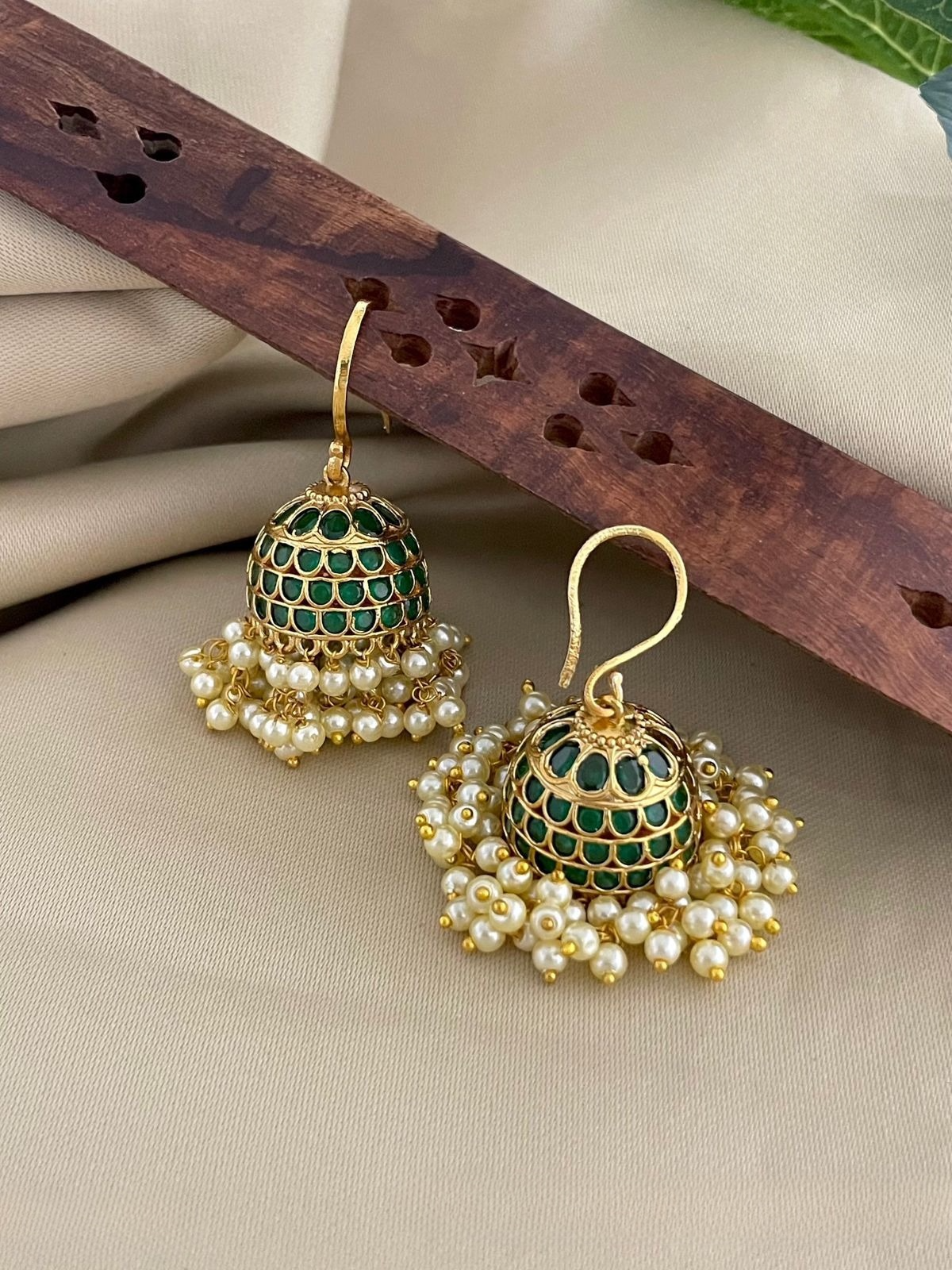 Premium Kemp stone pearl hanging Jhumka Earring