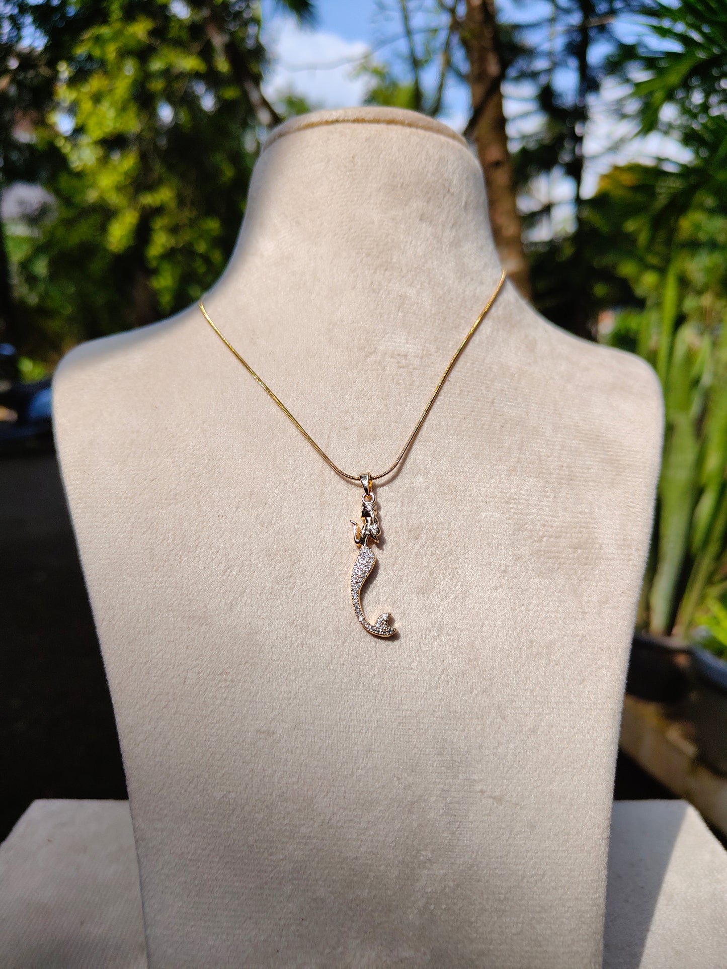 Premium gold plated designer pendant chain set product code N56