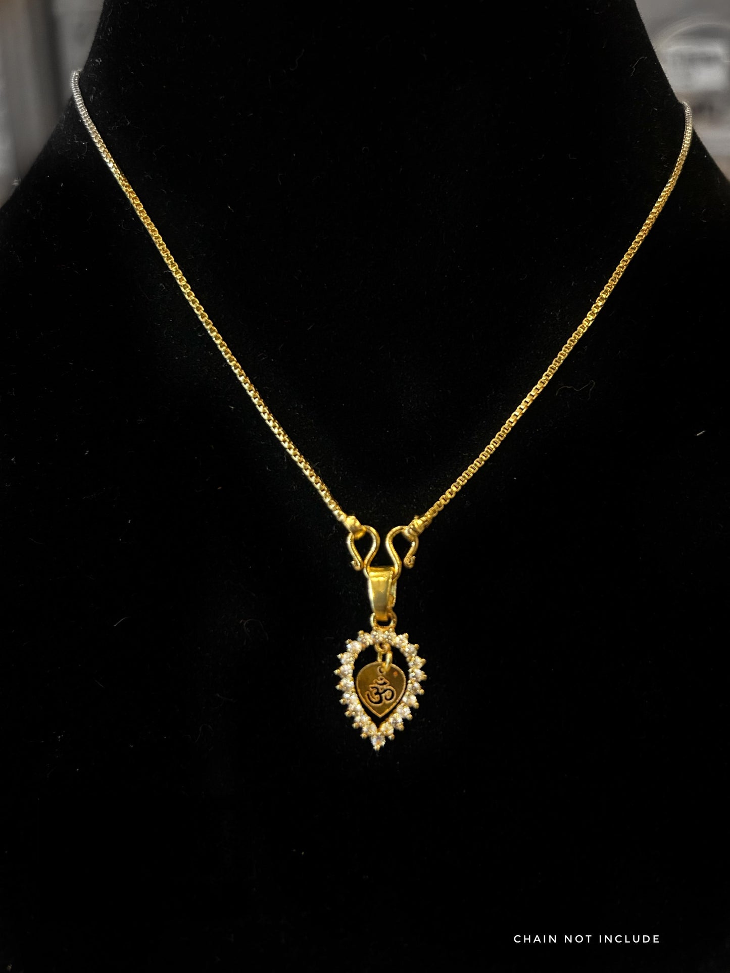 Premium daily wear gold plated om thali with box chain(6pidi) product code T01