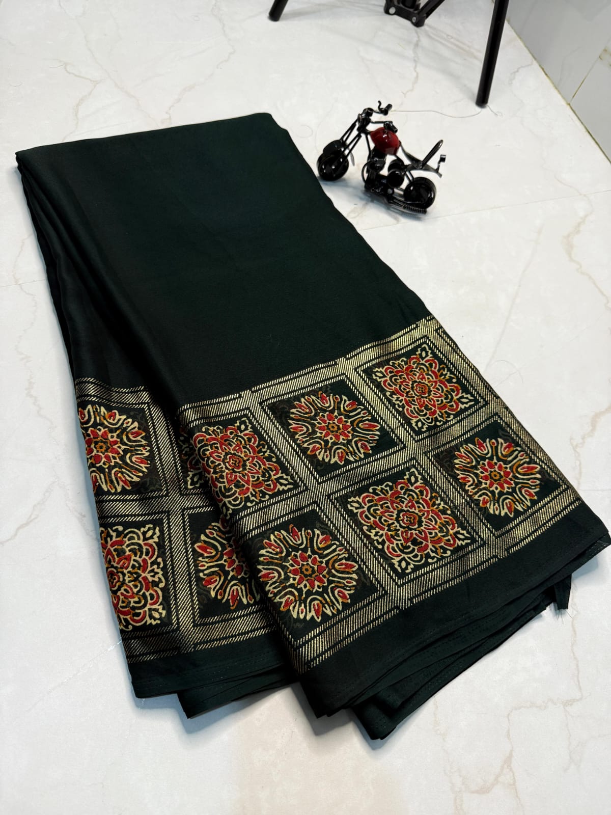 Black chiffon print saree