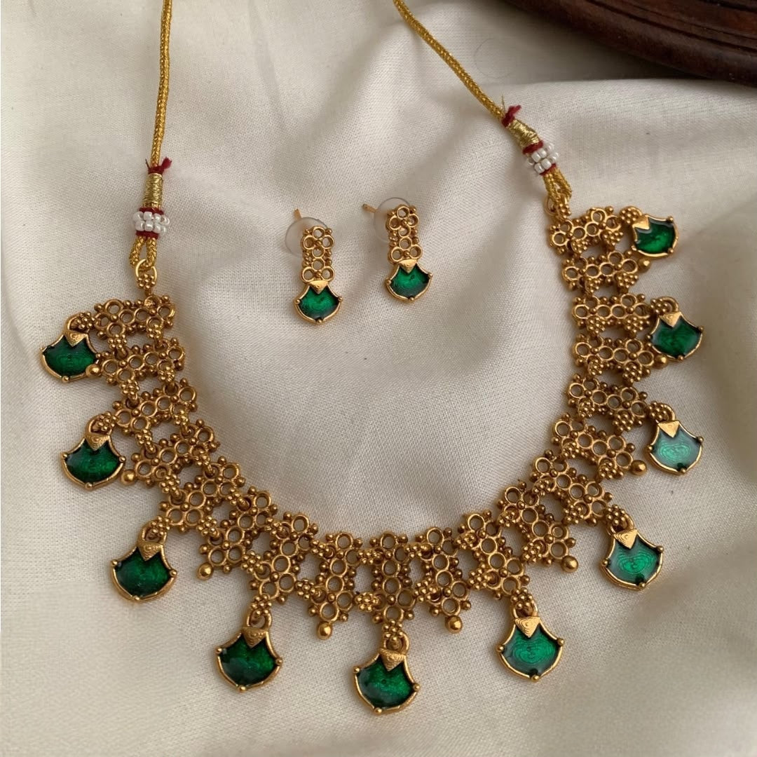 Premium onam special traditional designer antique gold palakka necklace product code T101