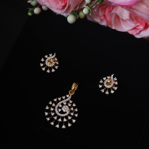 Premium daimond finish and Rosegold polish pendant (not sweat proof)set product code D05