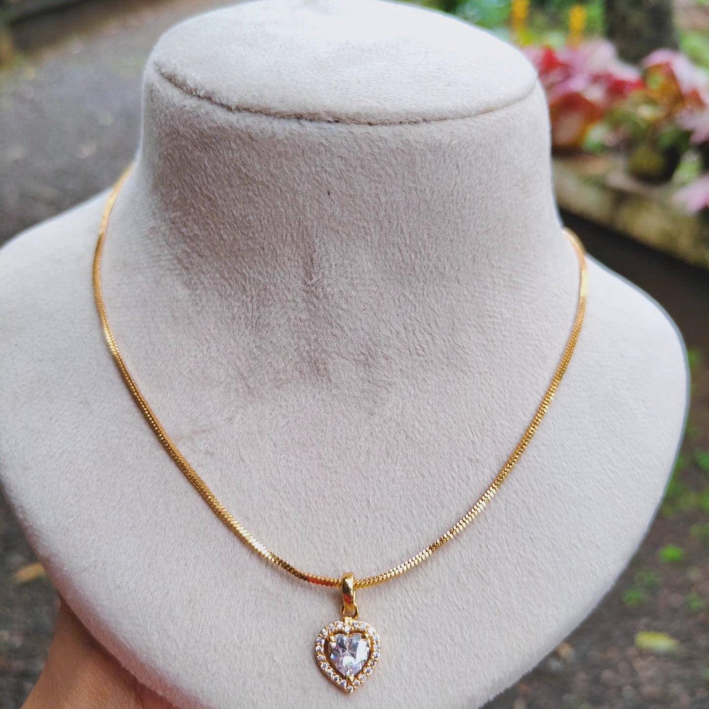 Premium gold plated daily wear chain with removable stone pendant product code N50