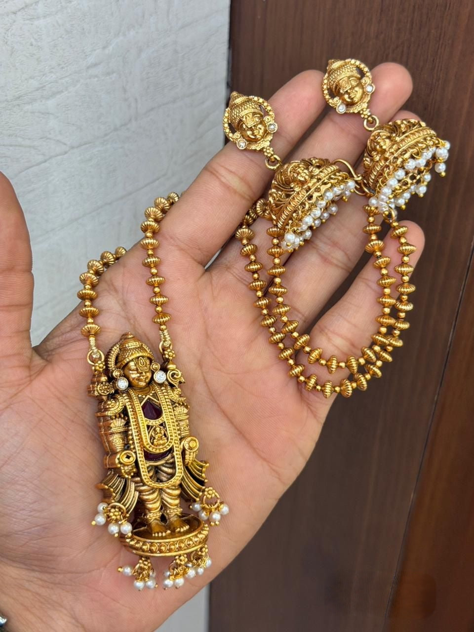 Premium traditional wedding sreenivasa pendant chain with jhumka product code T49