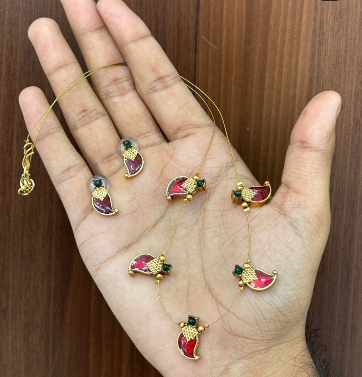 Traditional invisible palakka manga design necklace set product code N107