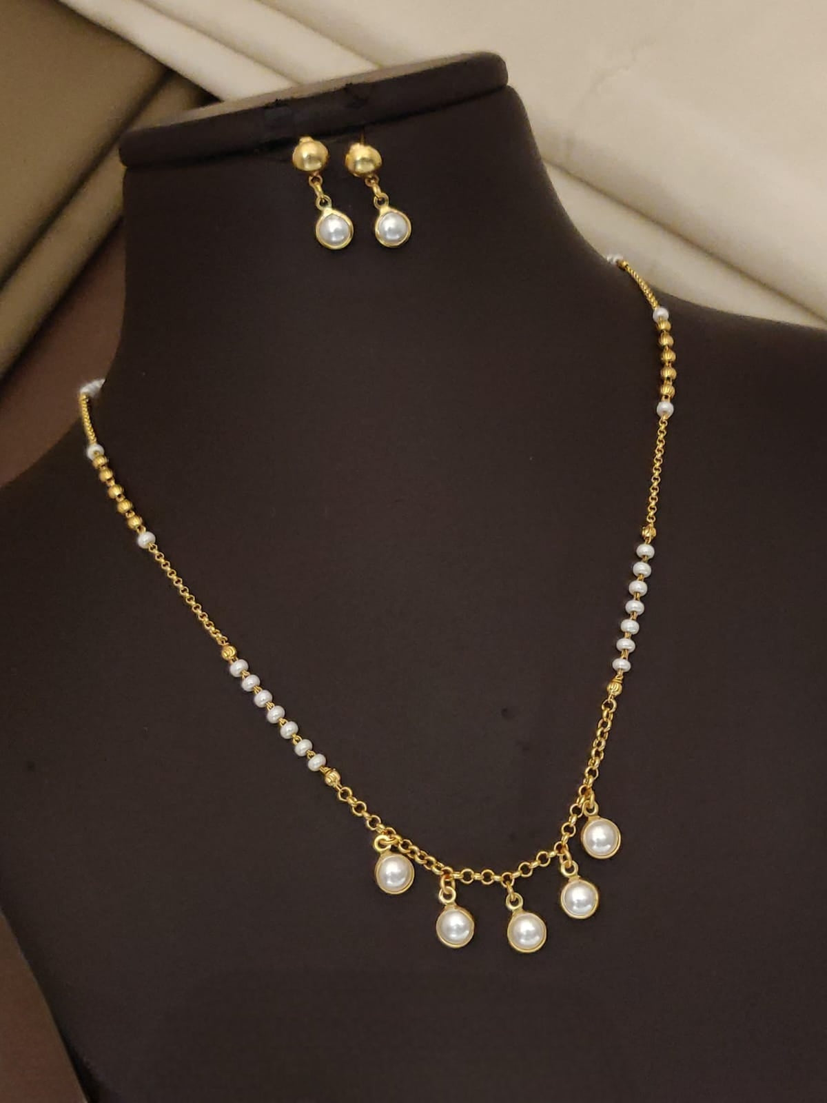 Budget friendly pearl necklace with earings product code G155