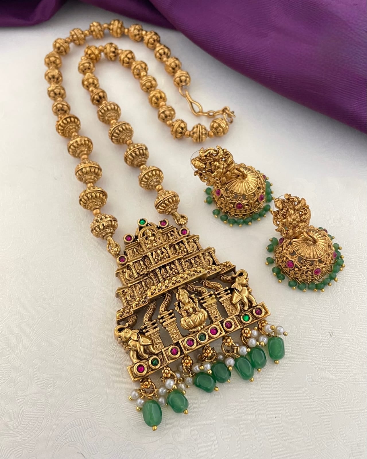 Premium quality antique temple design royal Beauty in every pendant chain with jhumka product code T66