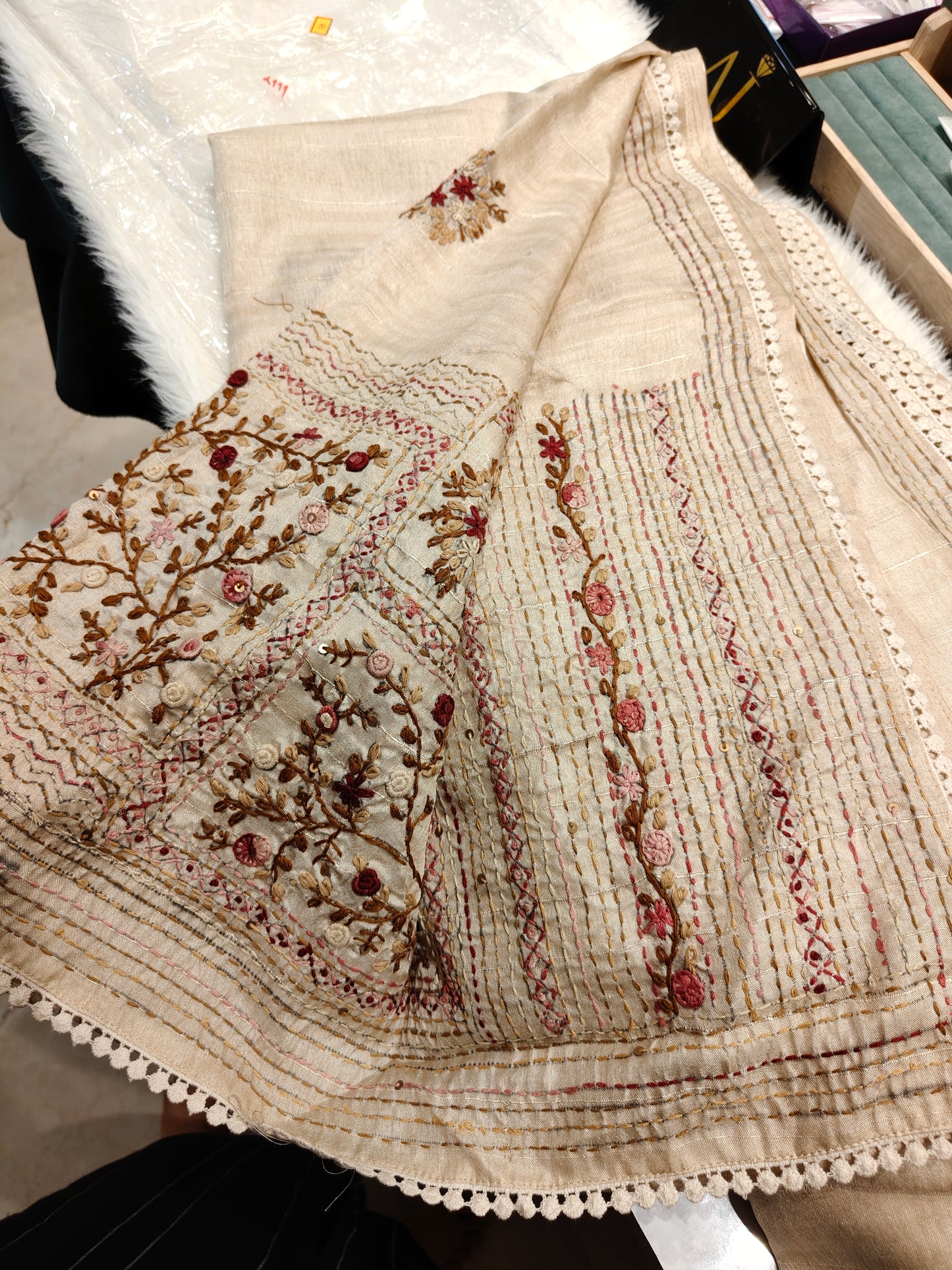 Premium quality handwork Katha silk saree