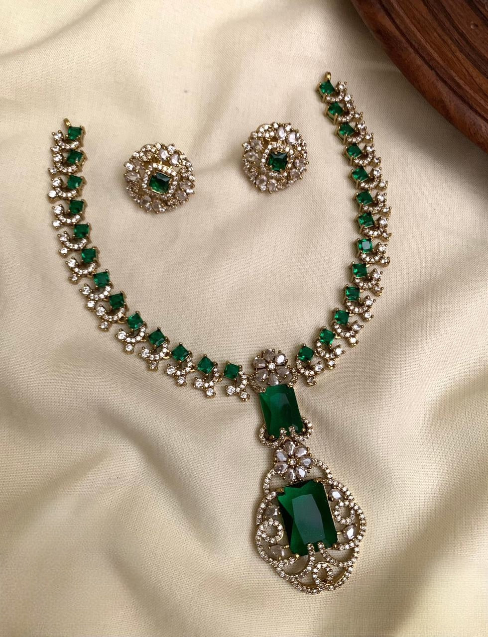 Premium Trending Nita Ambani set 590
