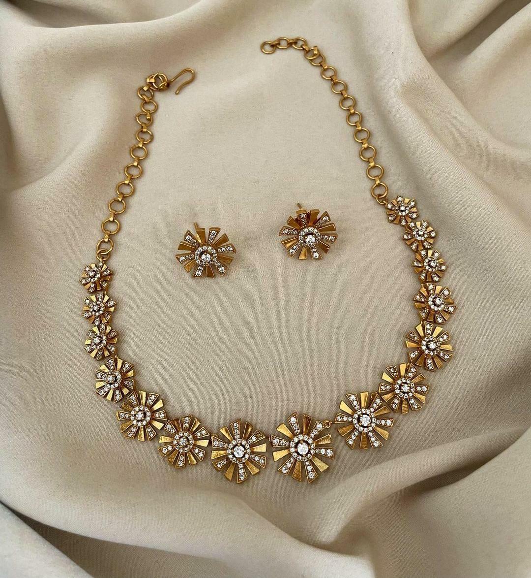Premium ad flower pattern designer necklace with back chain product code 36