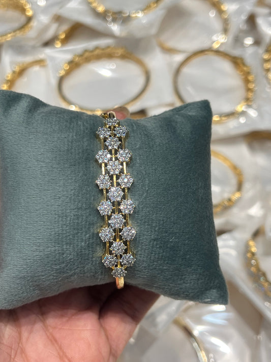 Premium daimond replica openable bracelet product code B61