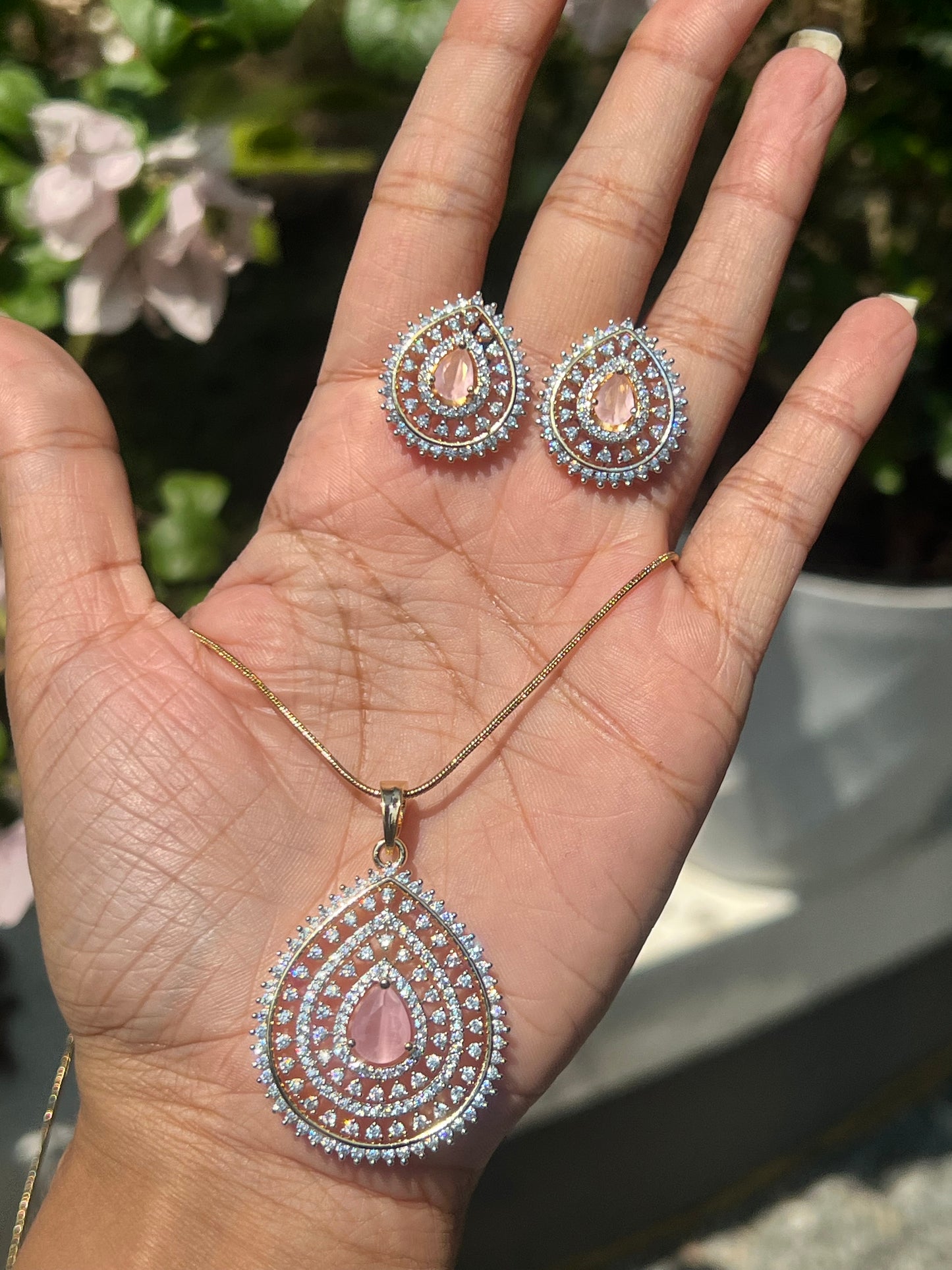 Premium occasion wear Diamond finish pendant set product code D130