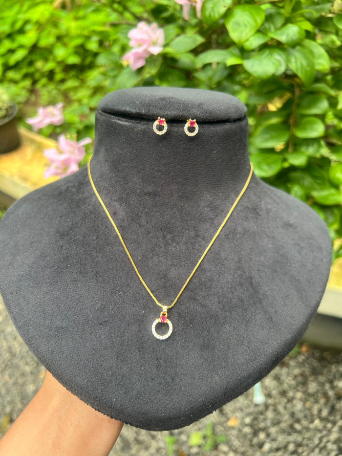 Premium gold plated dialy use pendant chain with stud