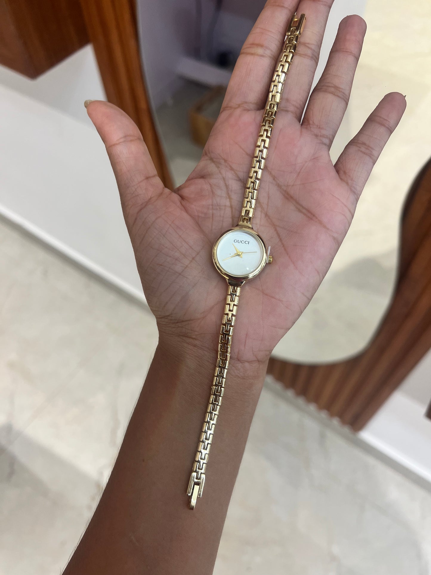 Premium quality all branded like  Rolex ,Gucci replica watches product code W25