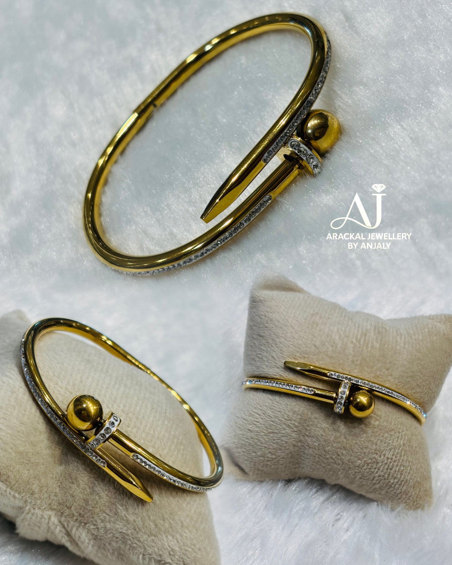 Premium daily wear anti tarnish openable bracelet product code B73
