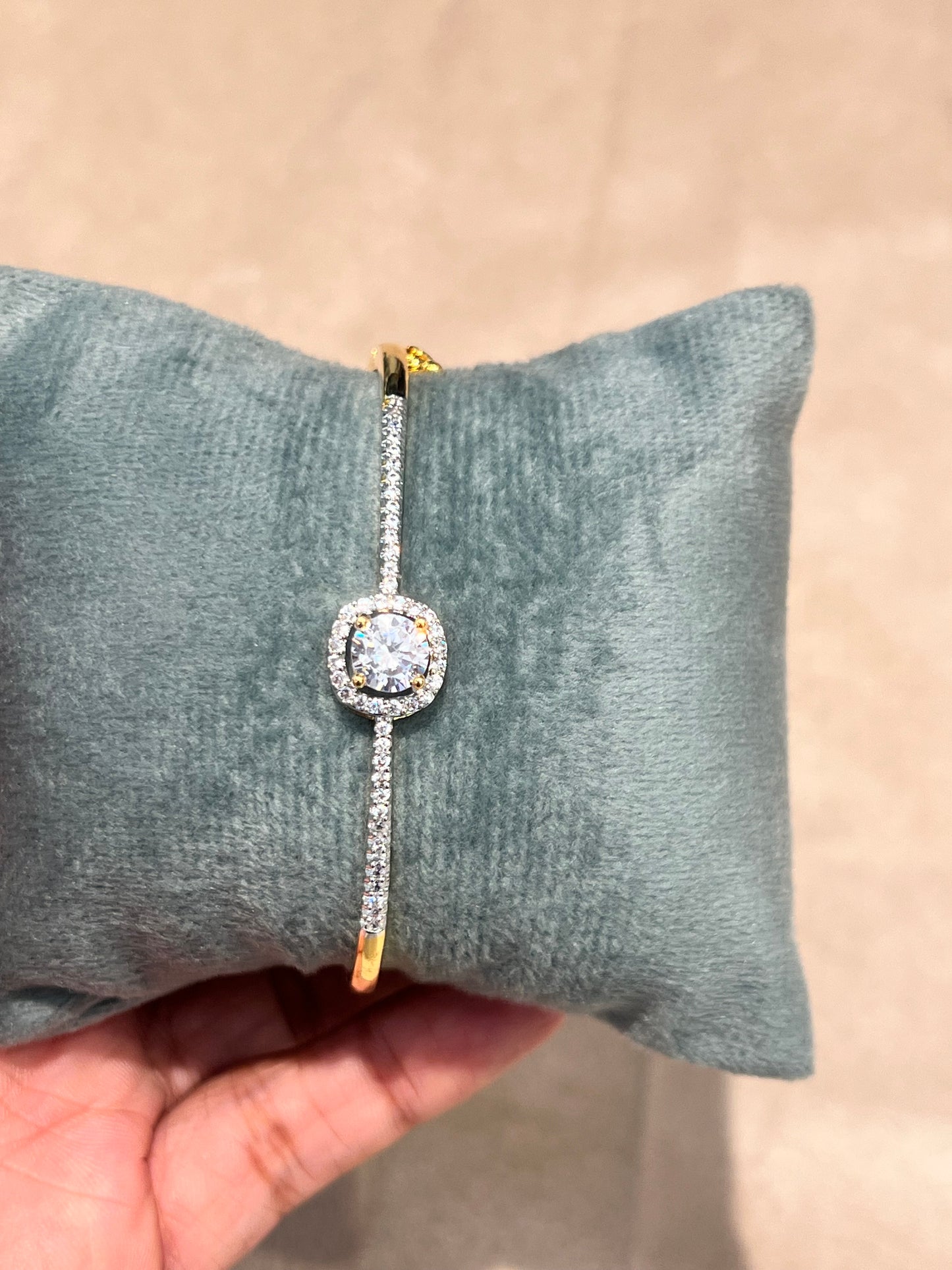 Premium party wear diamond finish openable bracelet product code B205