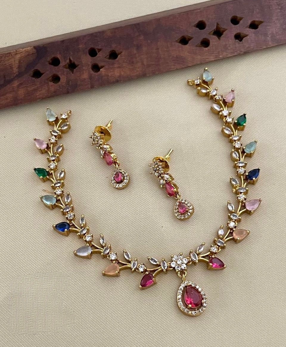 Hot selling ad floral necklace product code 525