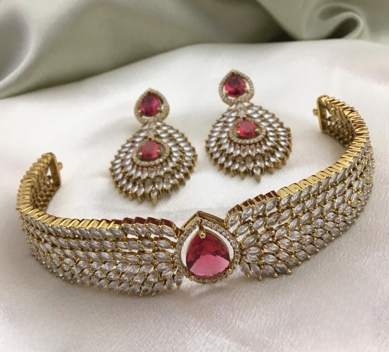 Premium trending bridal ad choker set product code 660