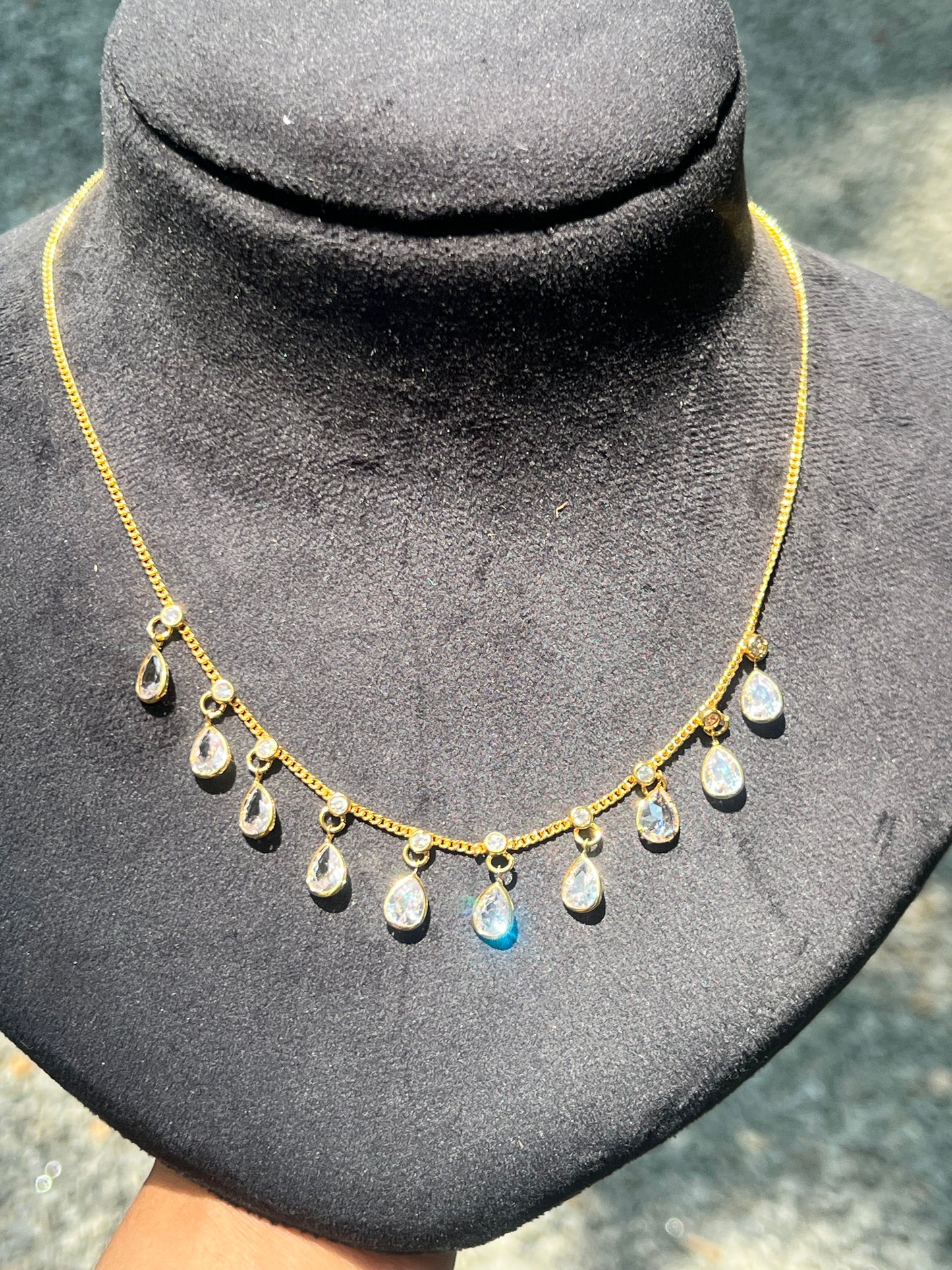 Premium gold plated  daily use raindrops hanging necklace product code G46