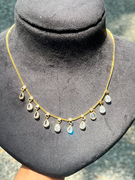 Premium gold plated  daily use raindrops hanging necklace product code G46