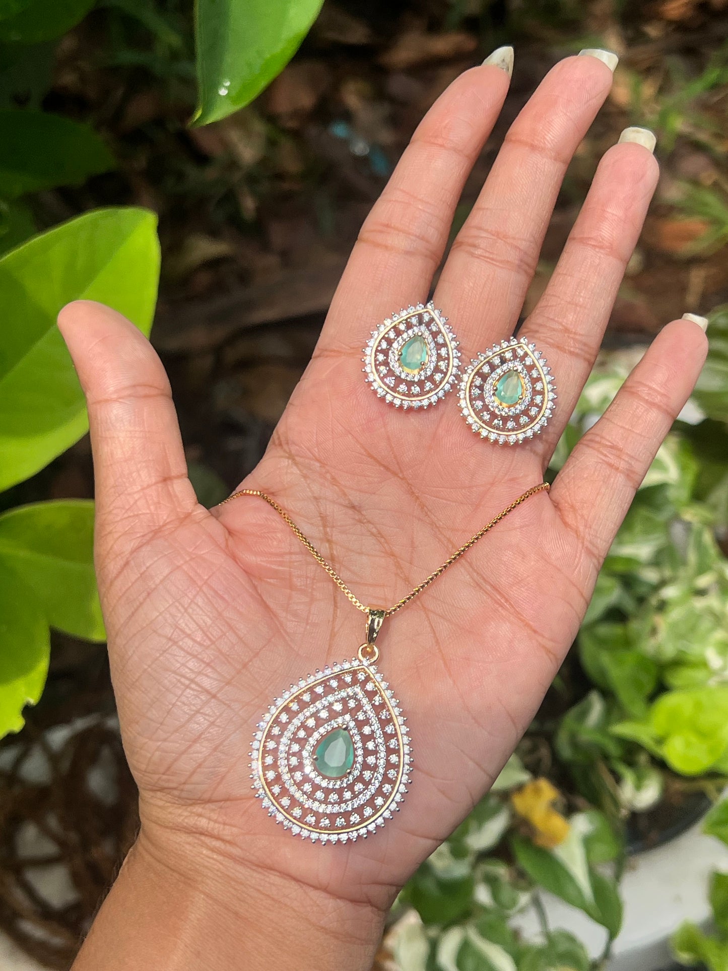 Premium occasion wear Diamond finish pendant set product code D130