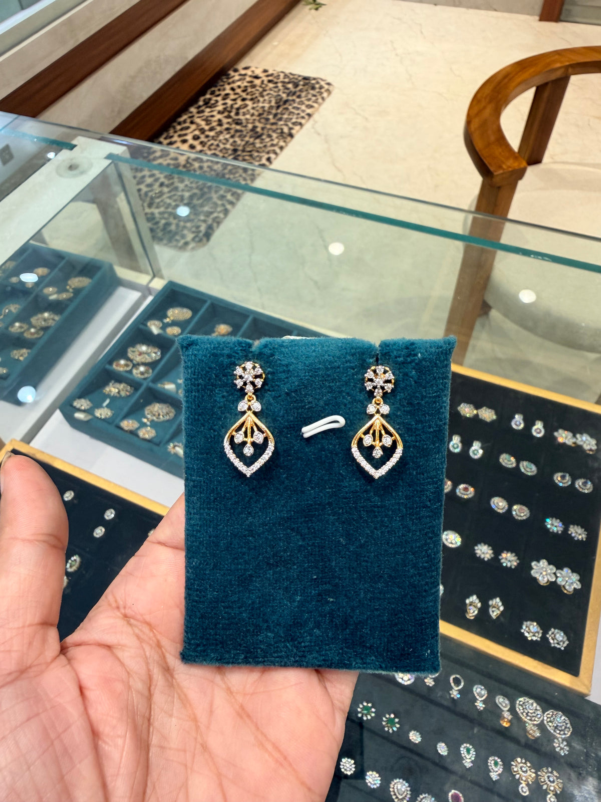 Premium diamond finish party wear earrings product code E255