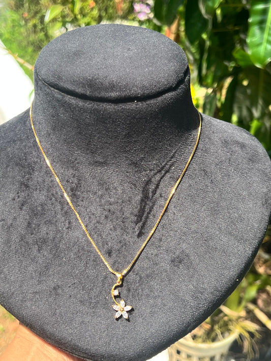 Premium beautiful simple gold plated box chain with cute pendant product code N345