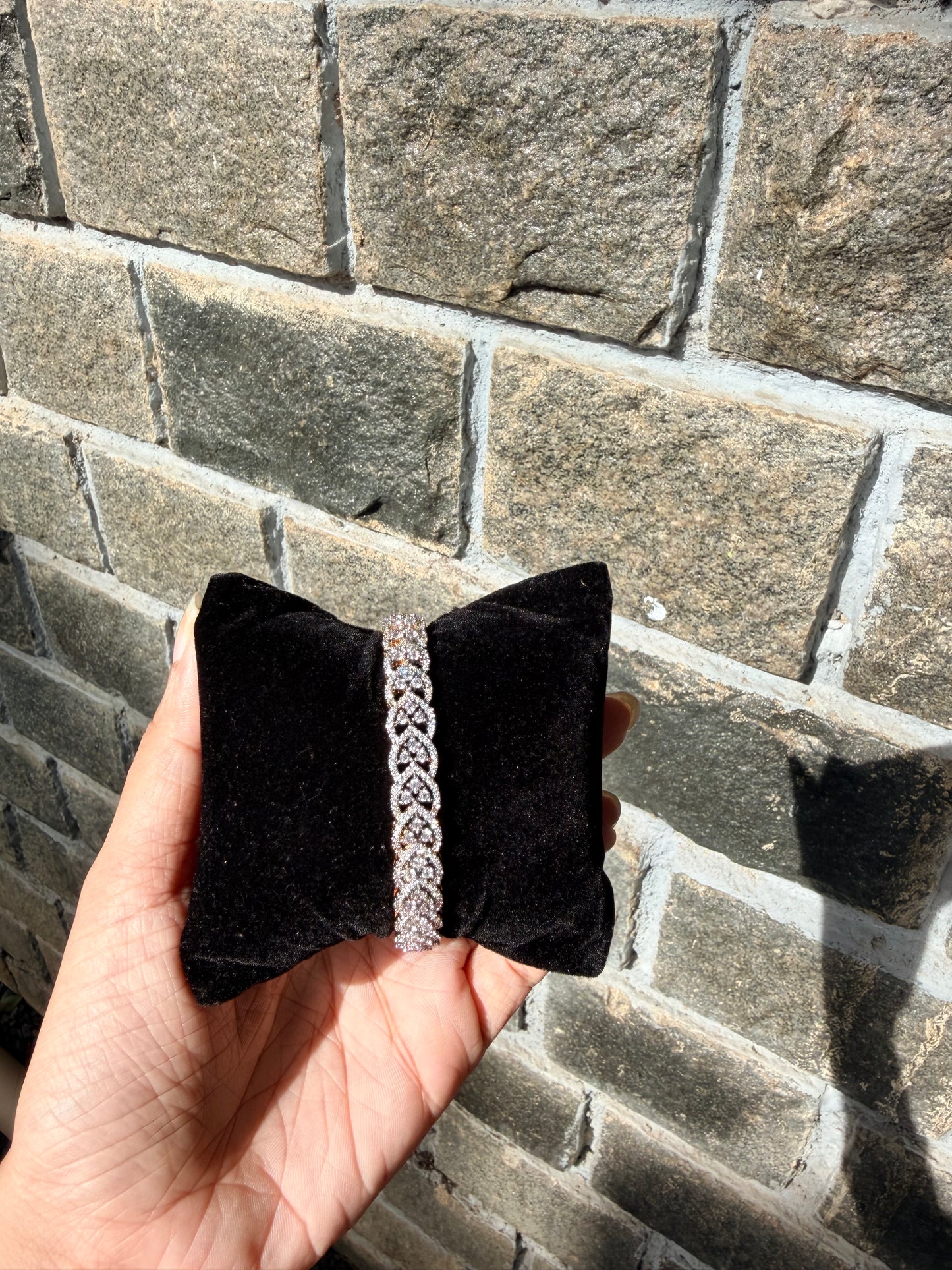 Premium diamond finish bangle product code B203