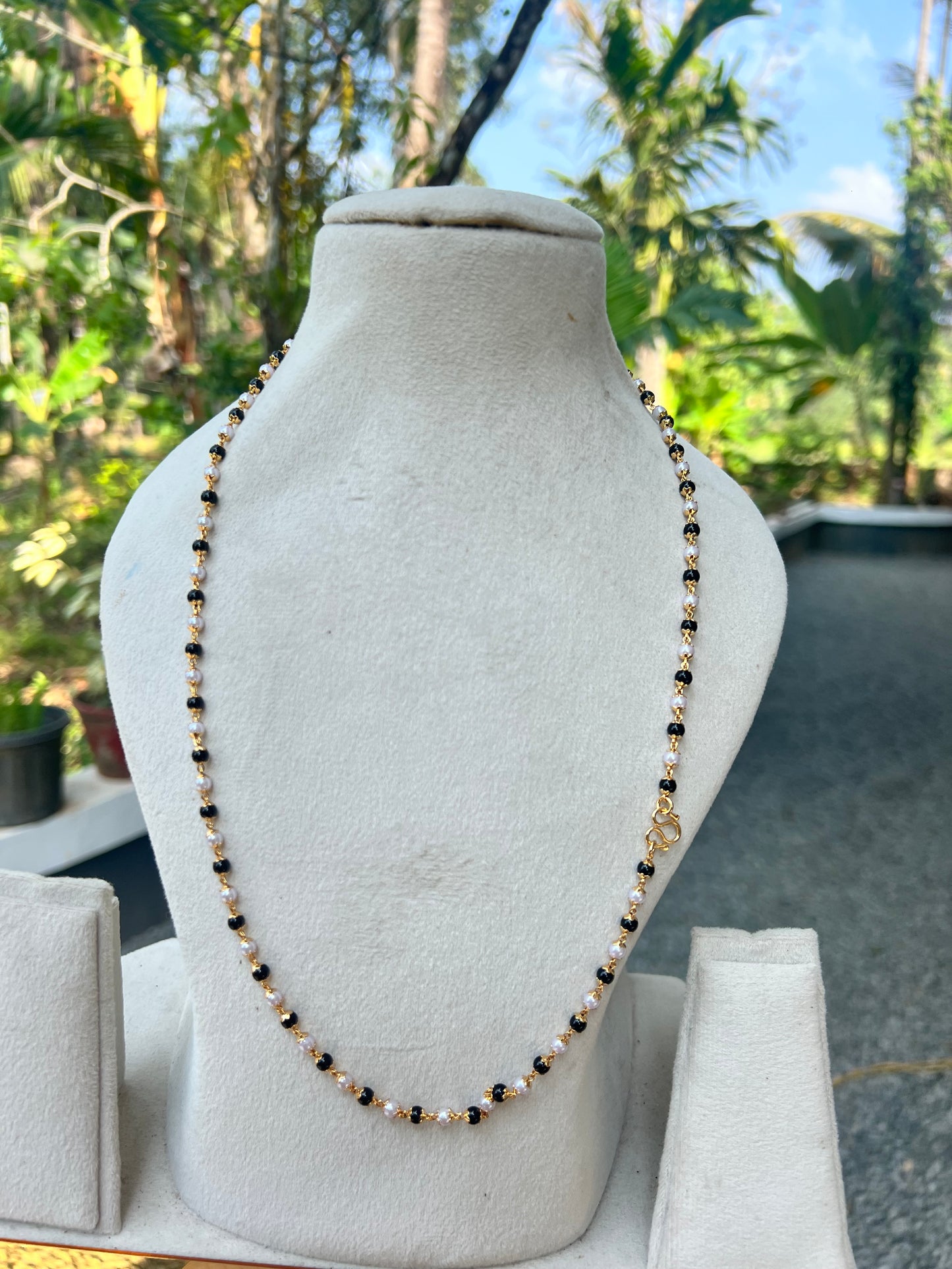 Premium daily wear gold plated pearl 8pidi (24inch )chains product code G20