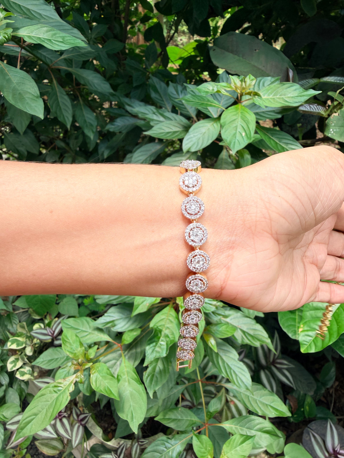 Premium diamond finish party wear bracelet (suitable for 2.2 and 2.4 )product code B243