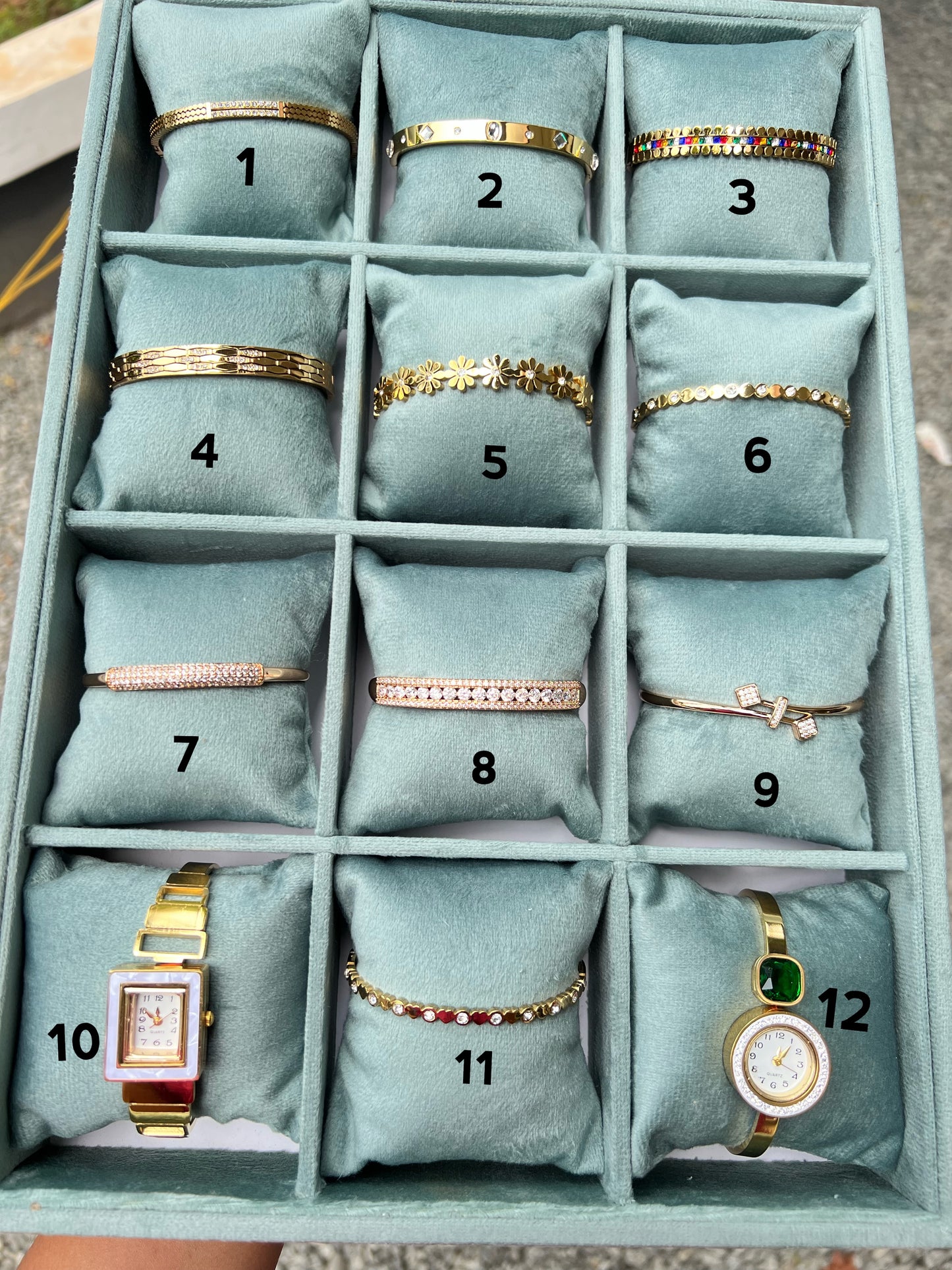Premium anti tarnish bracelet product code B12