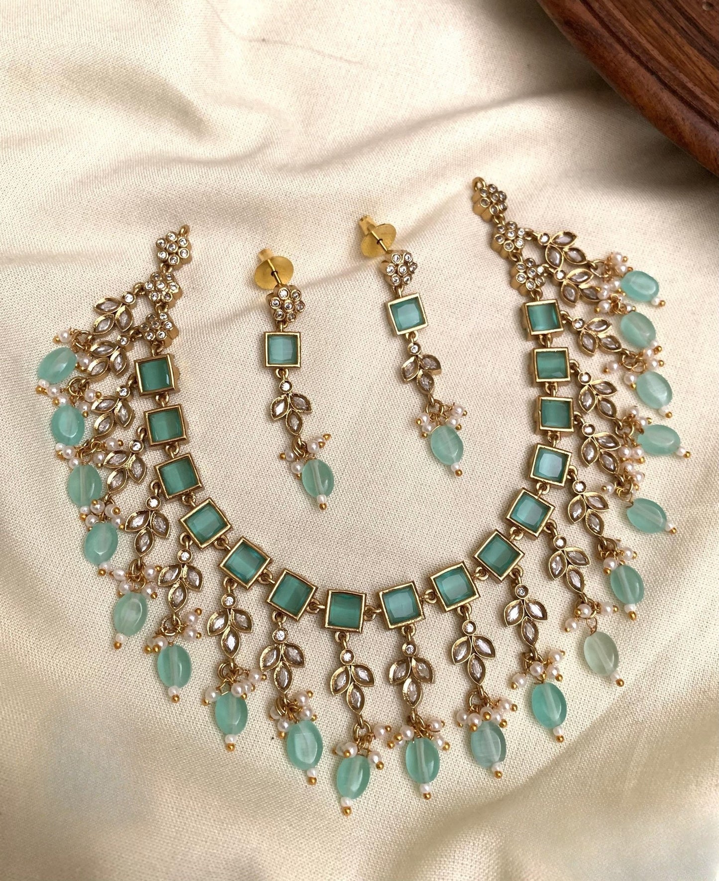 Premium beautiful jadau Kundan beads and pearl hanging bridal necklace product code N190