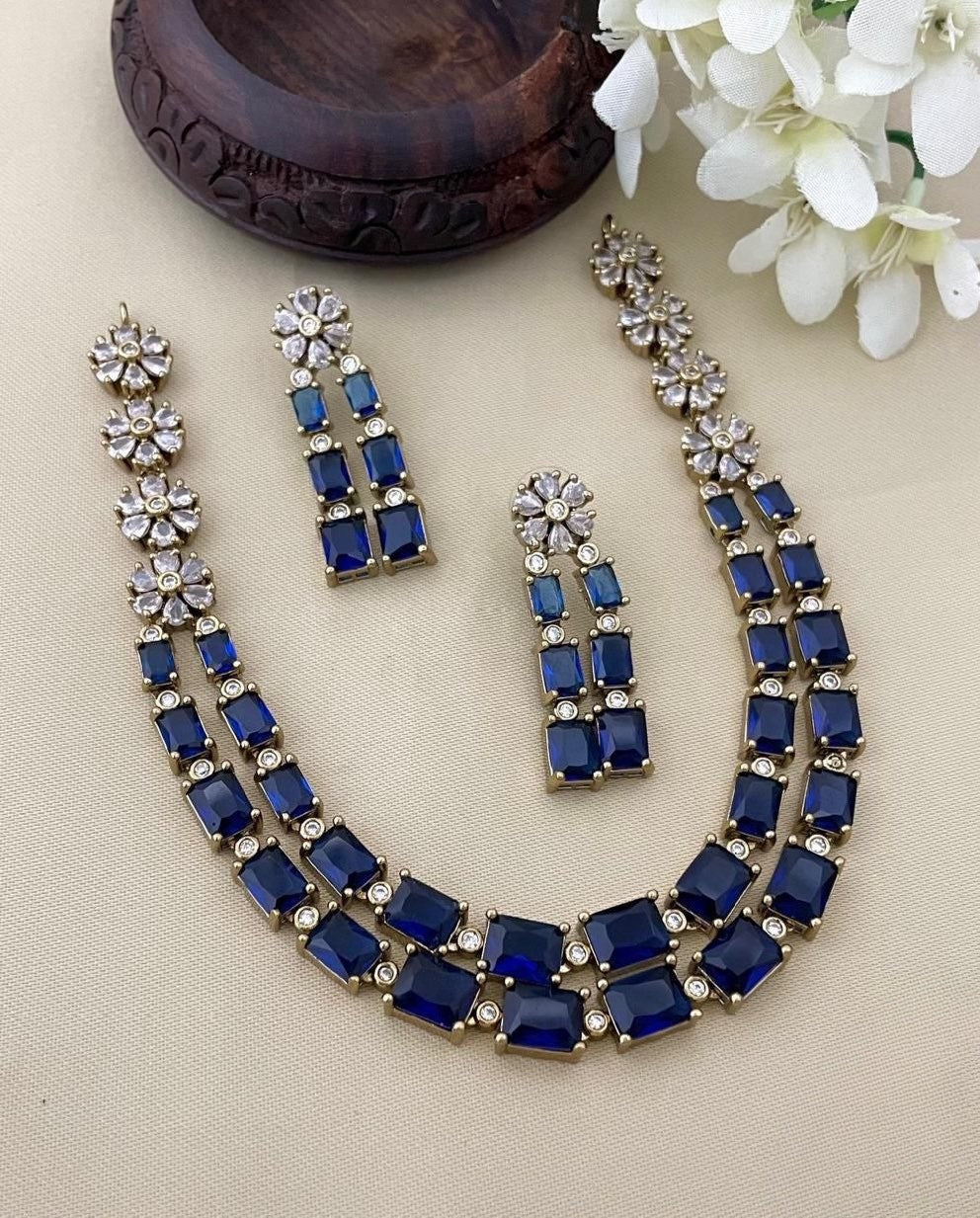 Premium Victorian ad Layer Necklace Set product code 914