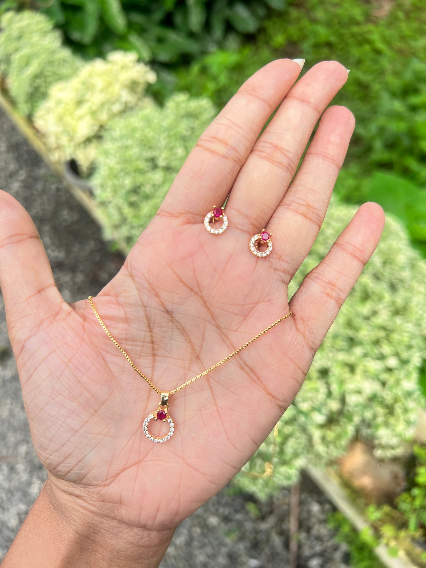 Premium gold plated dialy use pendant chain with stud