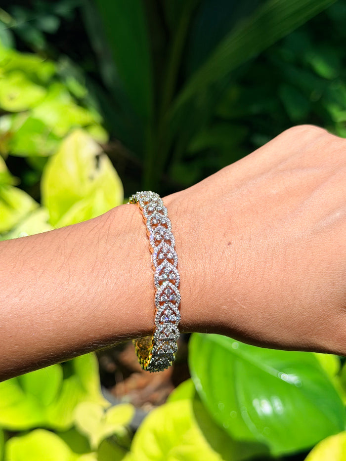 Premium diamond finish bangle product code B203