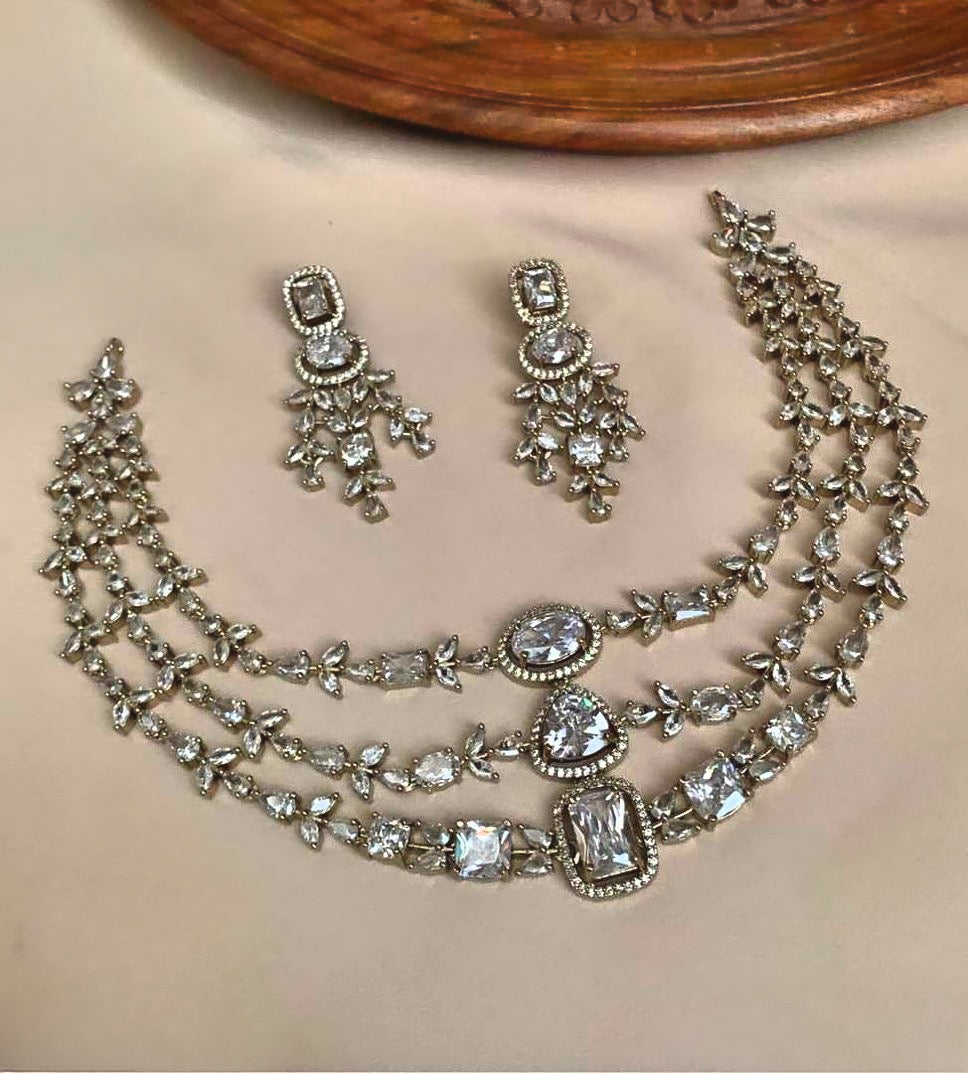 Trending premium ad 3layer bridal necklace product code 888