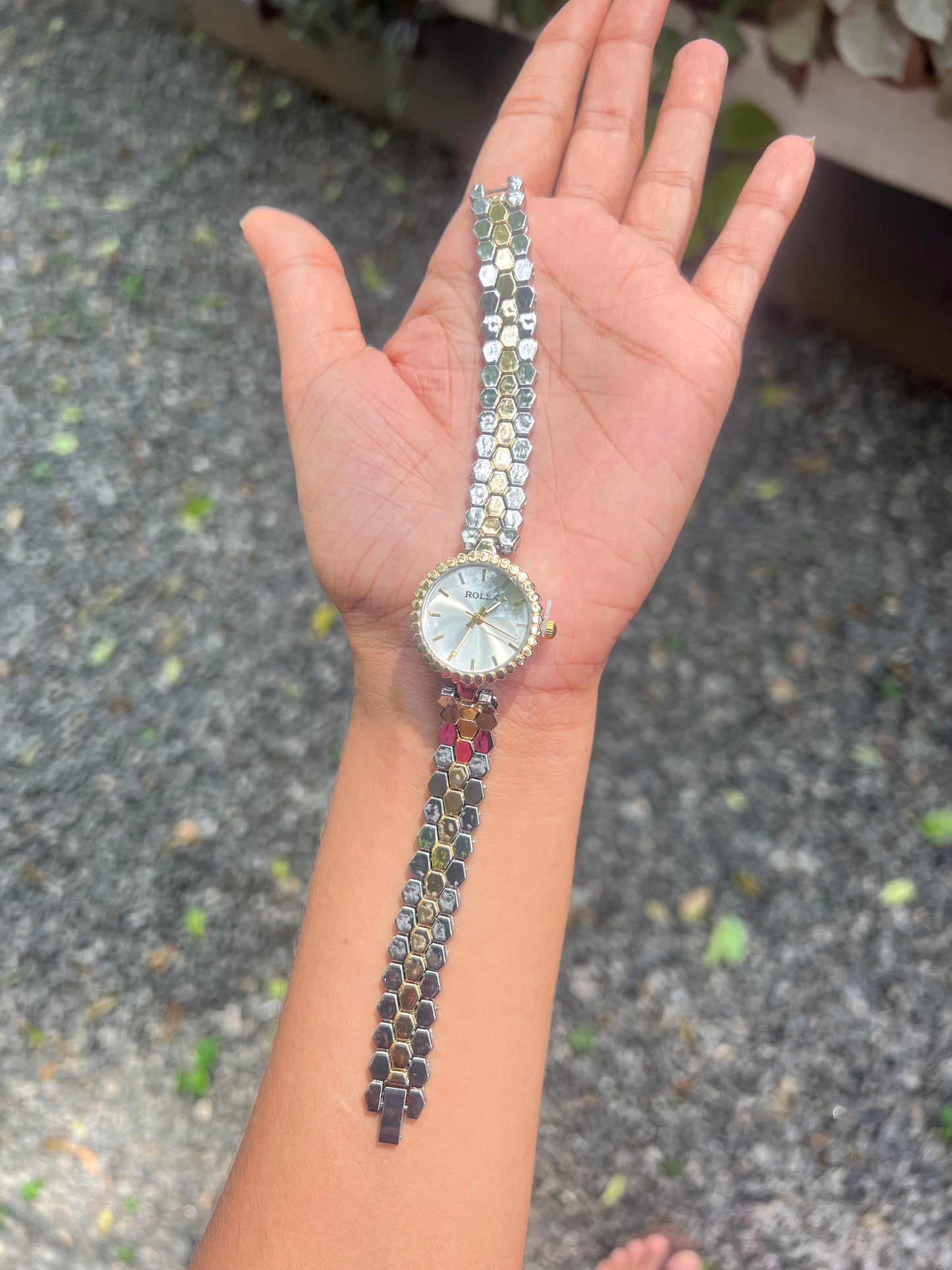 Premium quality all branded like  Rolex ,Gucci replica watches product code W25