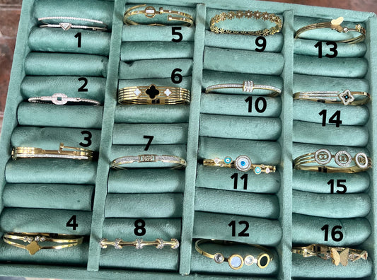 Premium anti tarnish daily use openable bracelet product code B1