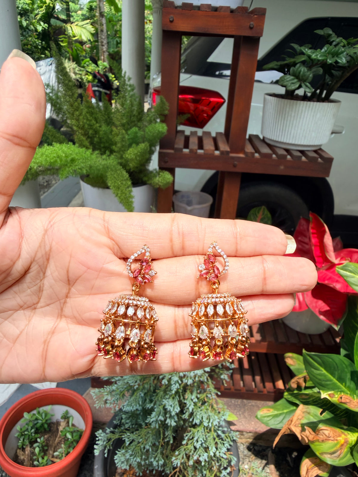Premium quality ad dancing jhumka product code E260