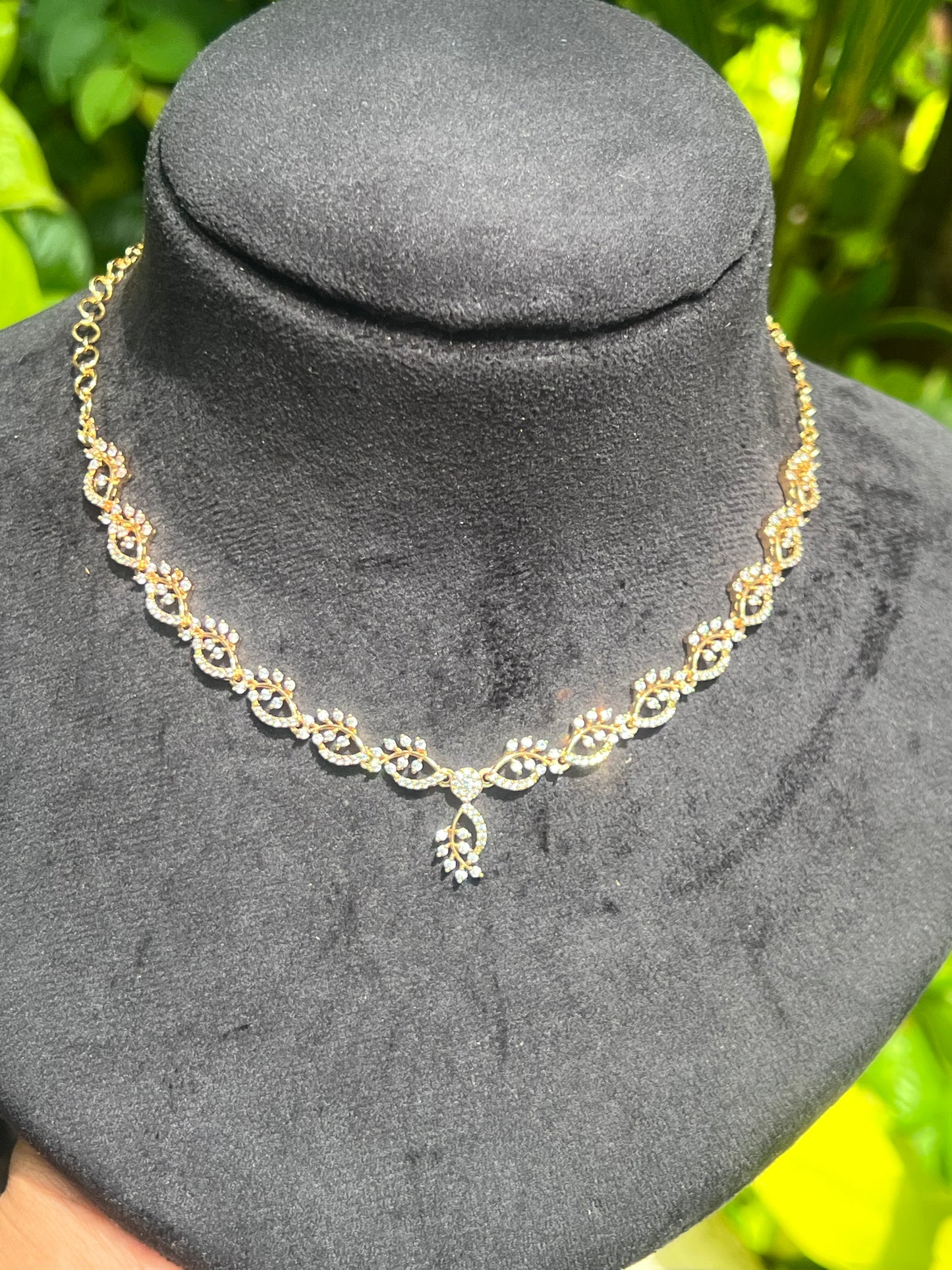 Premium quality American diamond 24carat gold plated bridal necklace with backchain product code G100