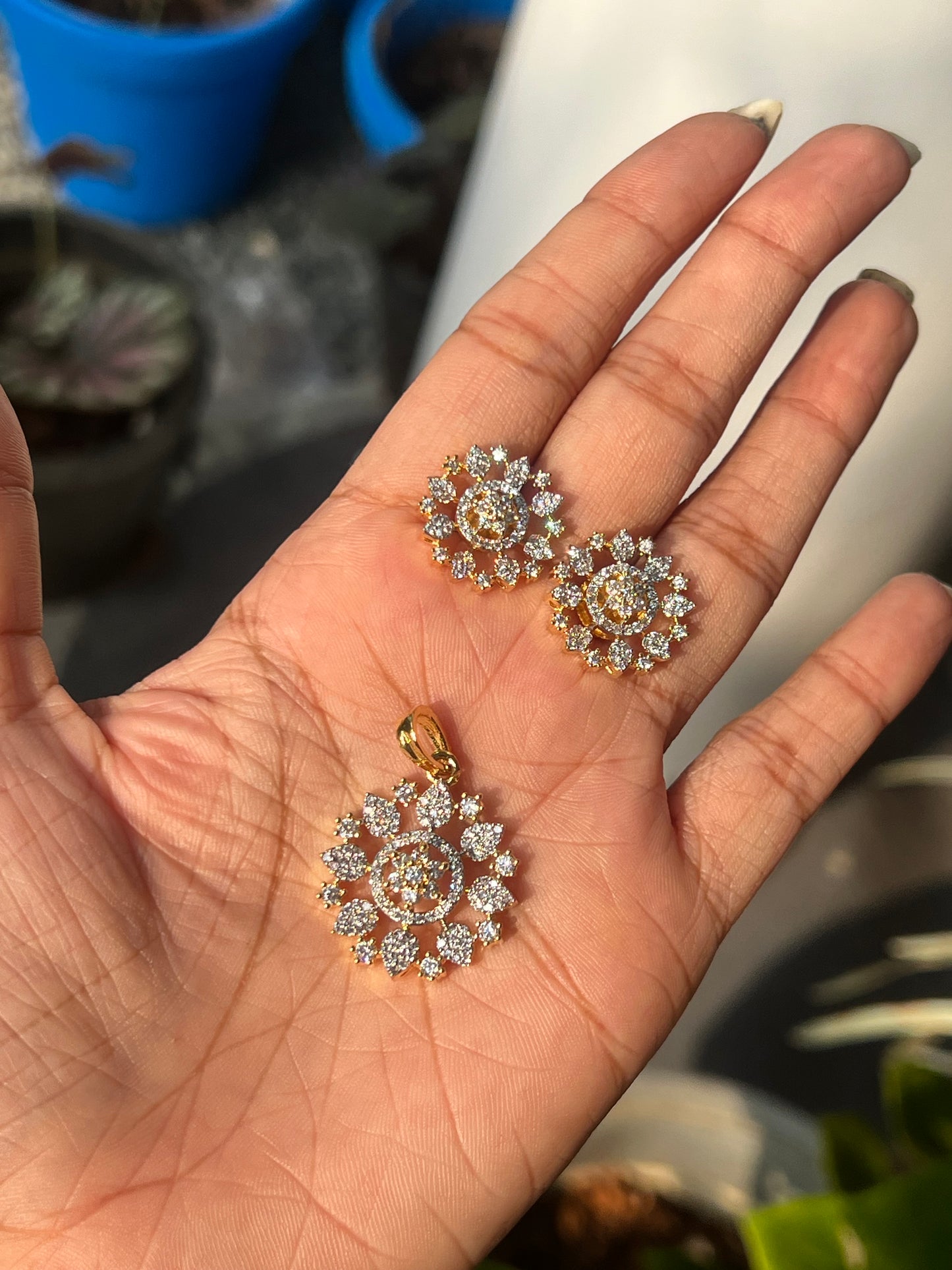 Premium party wear diamond replica pendant set product code D118