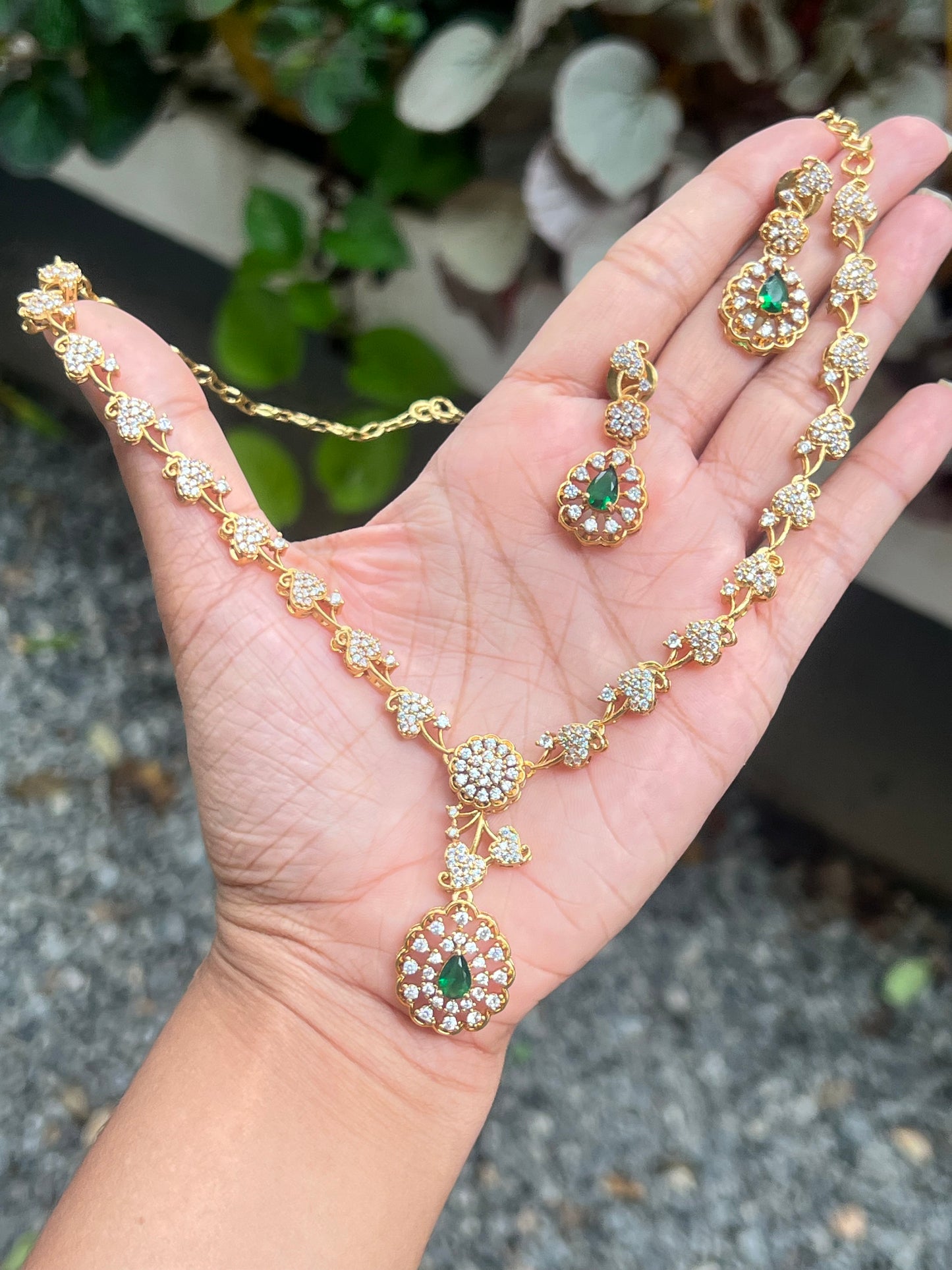 Premium antique gold ad bridal necklace set product code T40