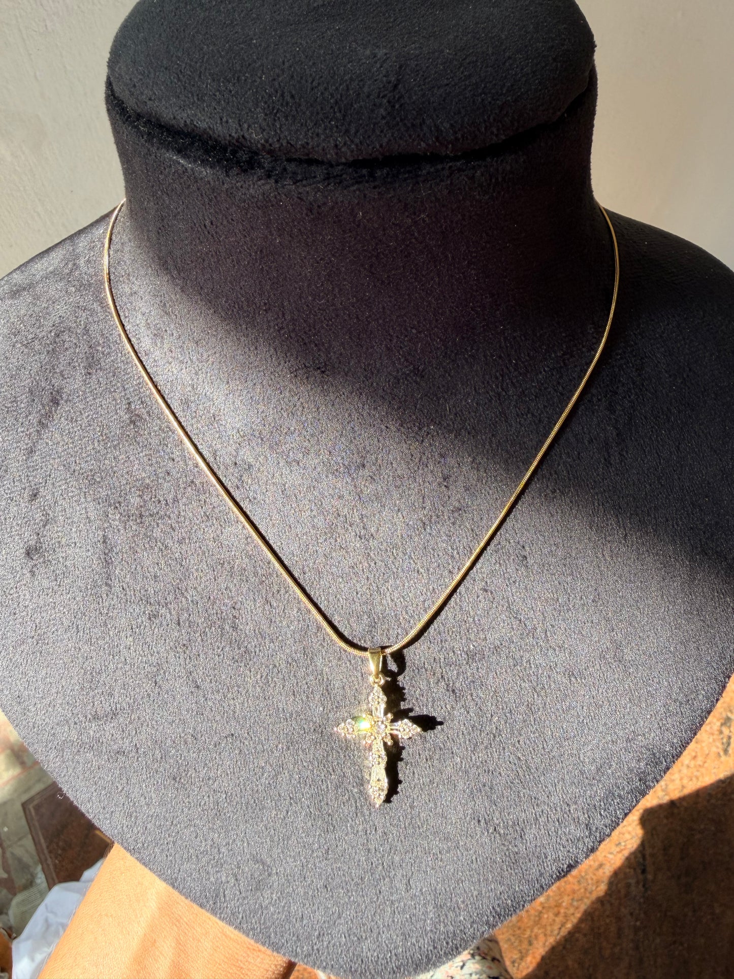 Premium stainless steel cross pendant chain product code G142