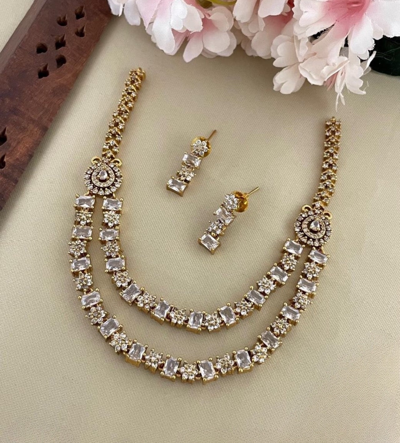 Premium 2layer ad floral necklace product code 856