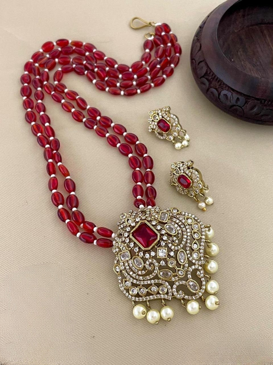 Premium trending 2 layer beads mala with Victorian ad locket set product code 595