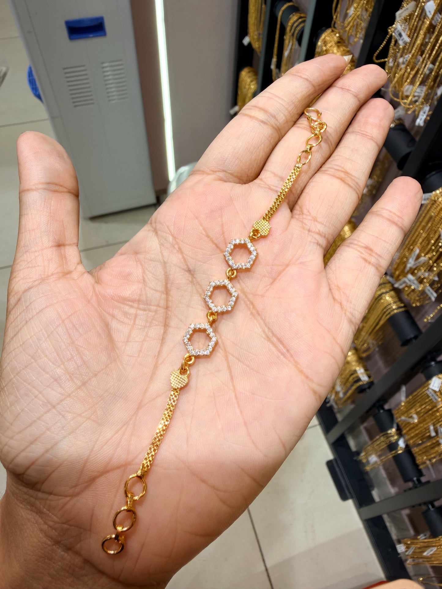Premium gold plated daily wear adjustable bracelet product code B214