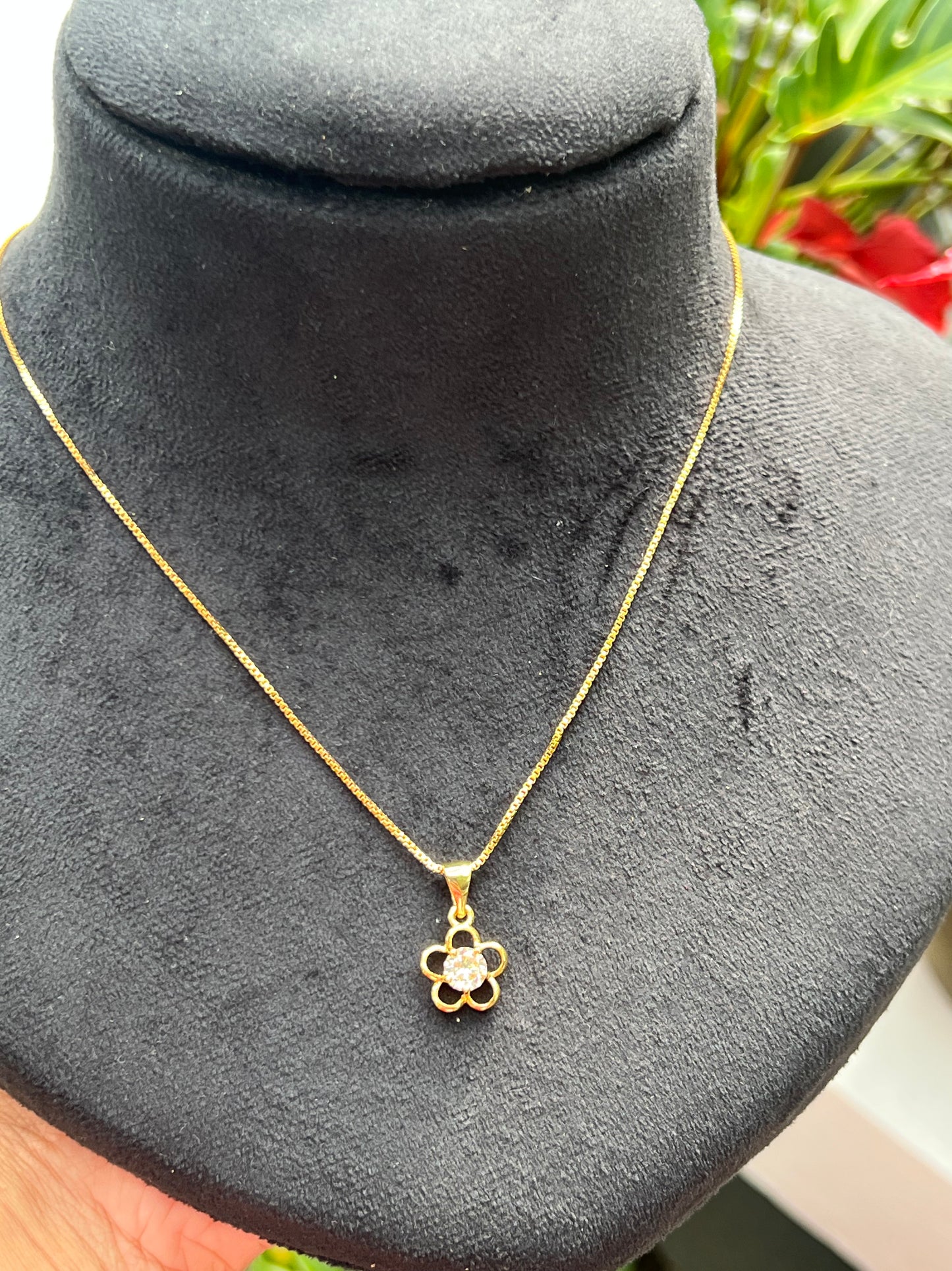 Premium beautiful simple gold plated box chain with cute pendant product code N345